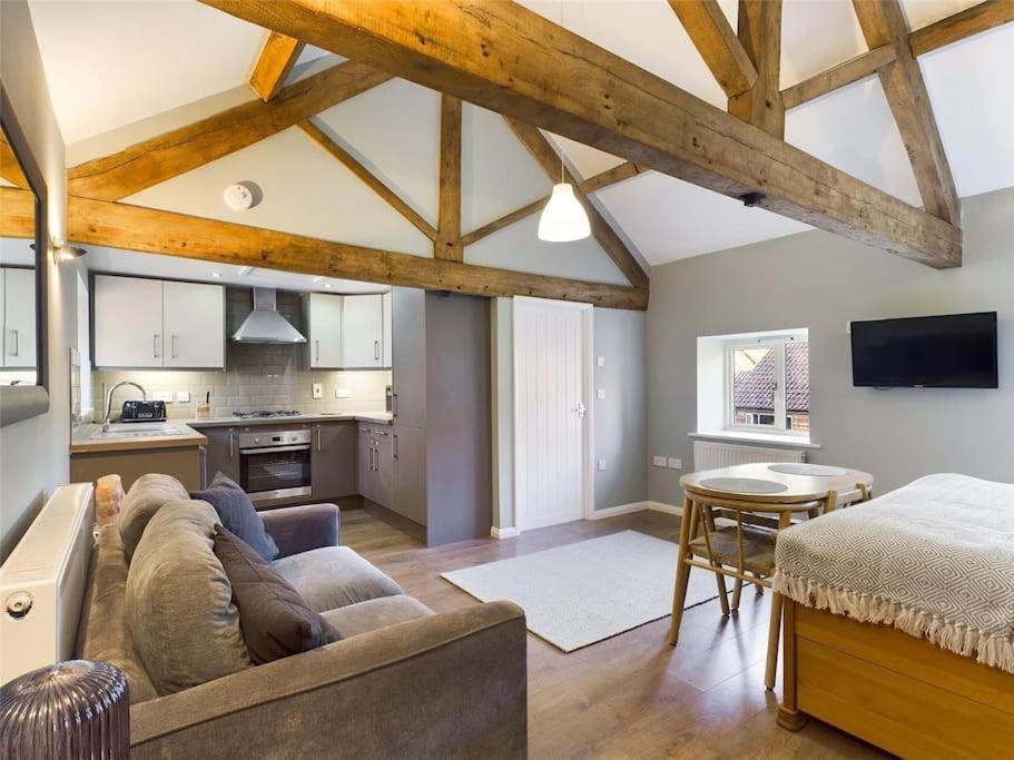 Wagtail Lodge Foy Bagian luar foto